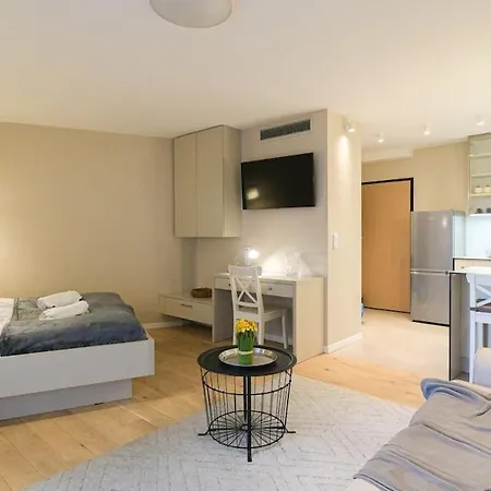 Appartamento Comfy Old Town - By Hosty *