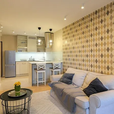 Comfy Old Town Apartment